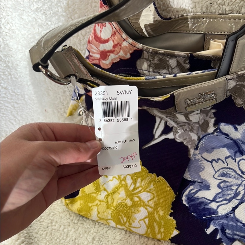 Coach Blue and Yellow Shoulder Bag with Floral Design - Picture 2 of 4